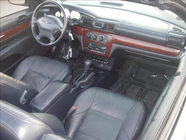 Image 26 of 2002 Chrysler Sebring…